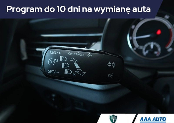 Skoda Kamiq cena 82000 przebieg: 42444, rok produkcji 2019 z Sosnowiec małe 254
